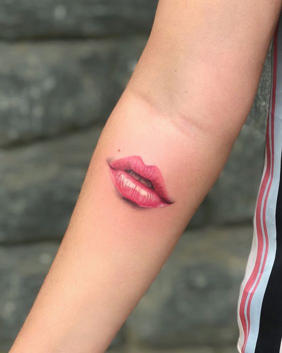 Tatuajes De Labios Rojos