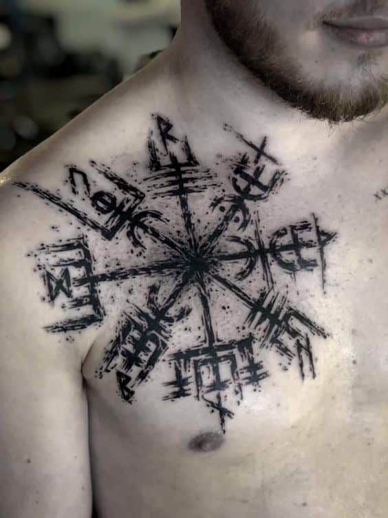 Tatuajes de Vikingos en el Pecho