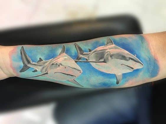 Tatuajes de Tiburones en el Antebrazo