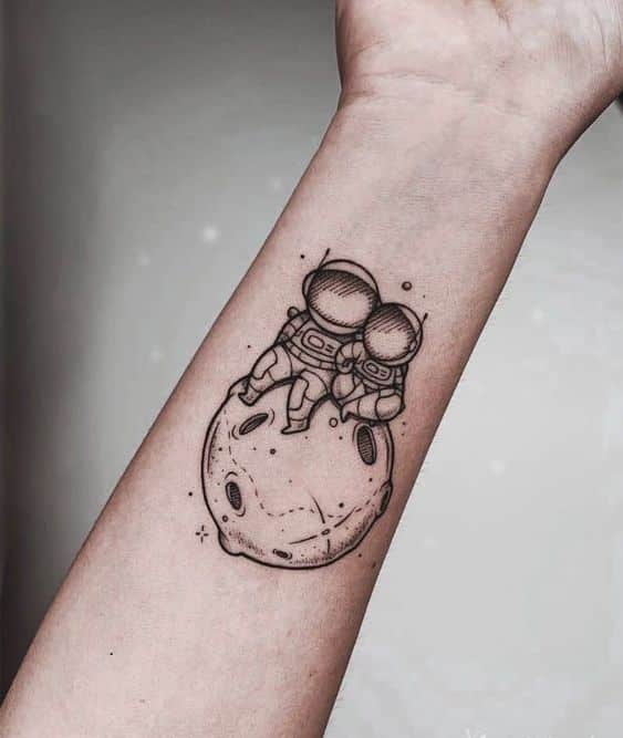 Tatuajes del universo para parejas