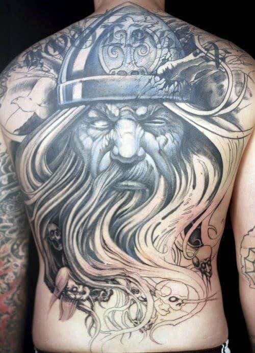 Tatuajes de Vikingos en la Espalda