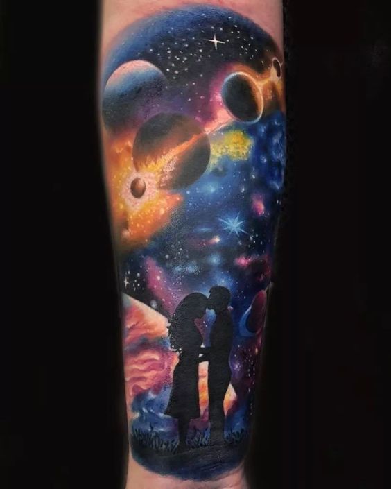Tatuajes del universo para hombres