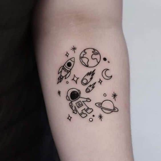 Tatuajes universo minimalista