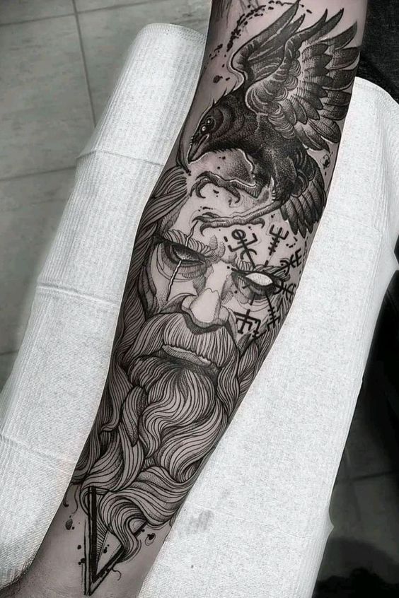 Tatuajes de manga en el brazo