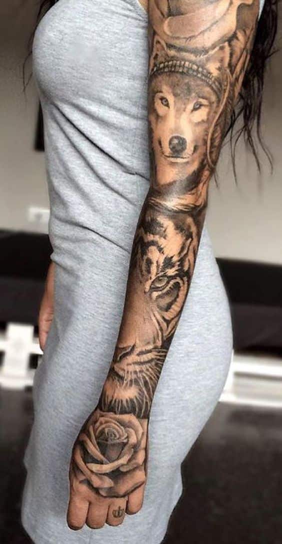 Tatuajes para mujeres en la mano y brazo