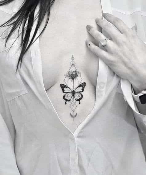 Tatuajes para mujer en el pecho