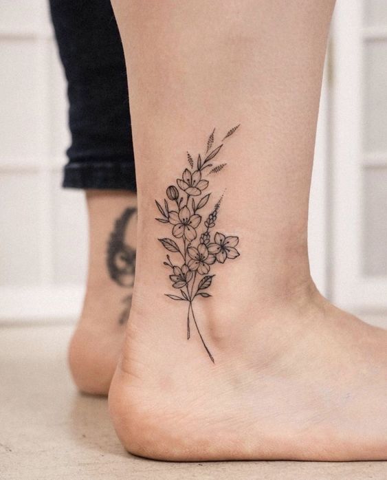 Tatuajes para mujeres tobillo