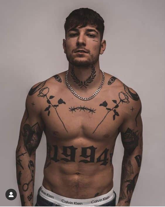 Tatuajes para hombres en el abdomen