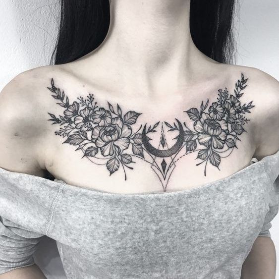 Tatuajes para mujer en el pecho