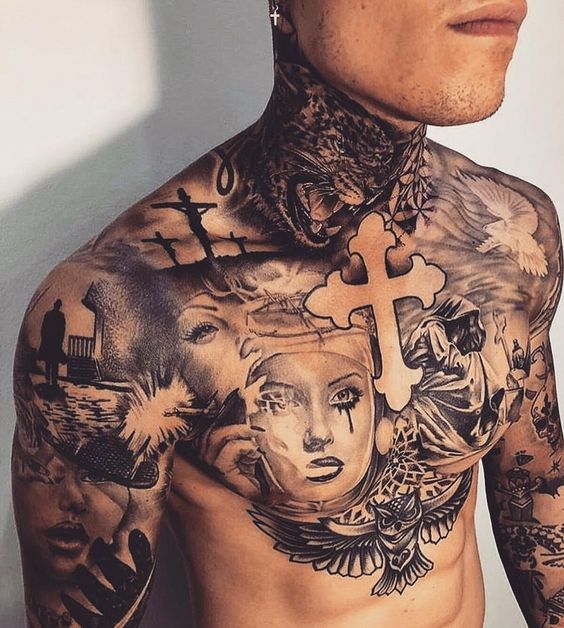 Tatuajes para hombres en el pecho