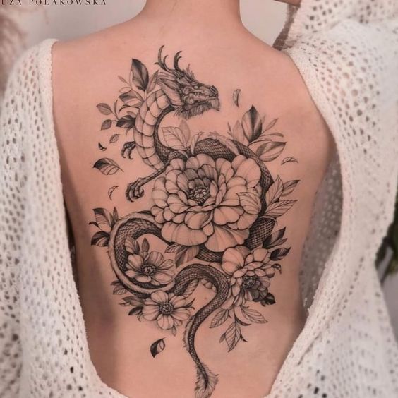 Tatuajes para mujeres espalda